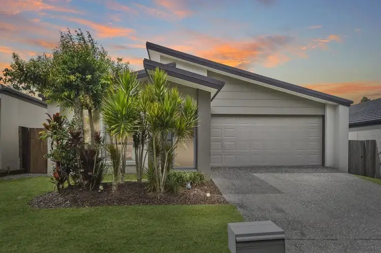 5 Cardena Drive, Augustine Heights QLD 4300