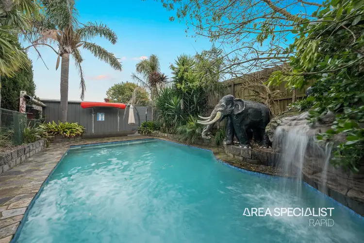 19 Crossdale Rise, Endeavour Hills VIC 3802