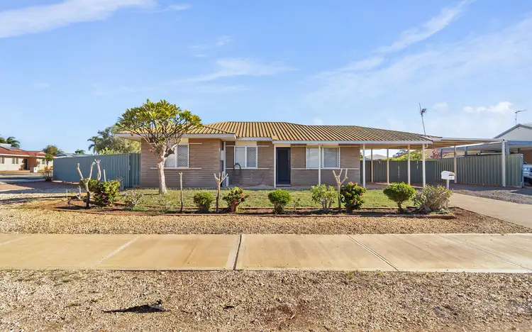 57 Campbell Crescent, Baynton WA 6714