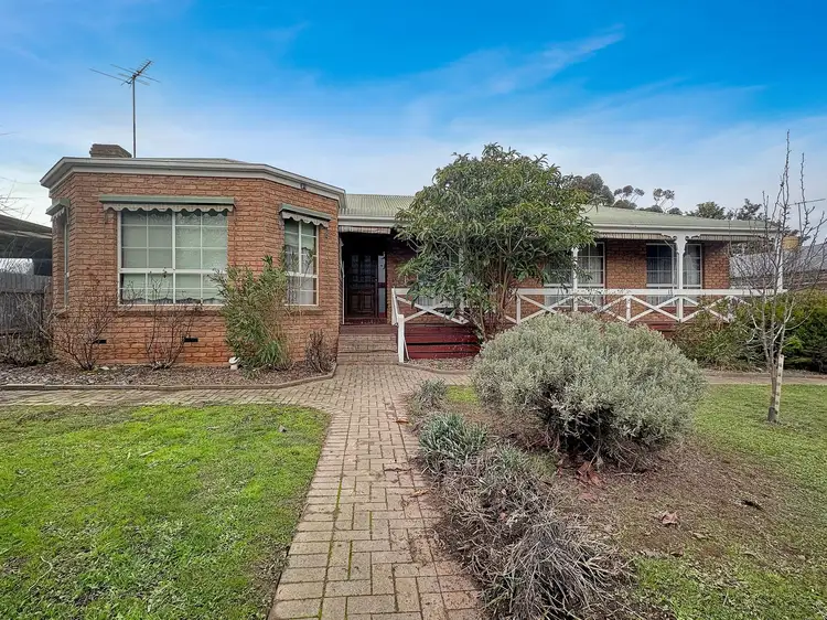 74 Ruthford Street, Avoca VIC 3467