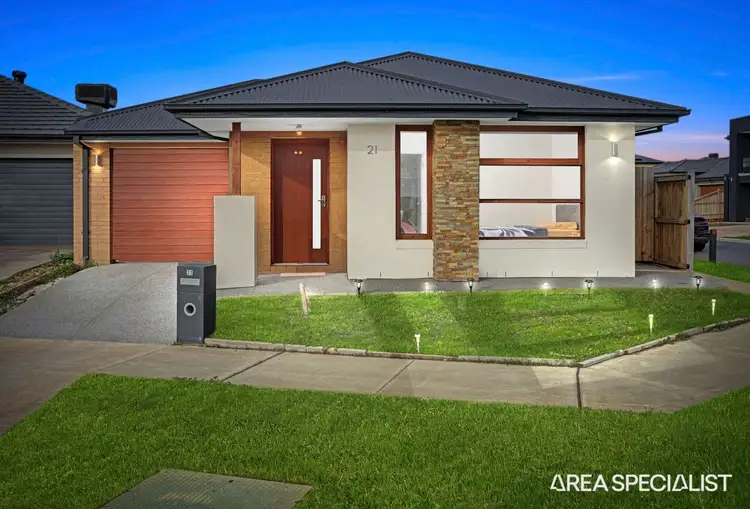 Second view of Homely house listing, 21 Stilo Crescent, Truganina VIC 3029