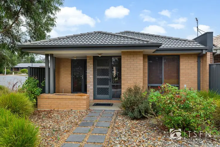 2 Fiddlers Lane