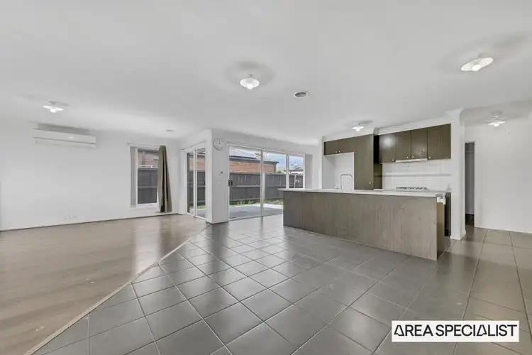 Fourth view of Homely house listing, 72 Isabella Way, Tarneit VIC 3029