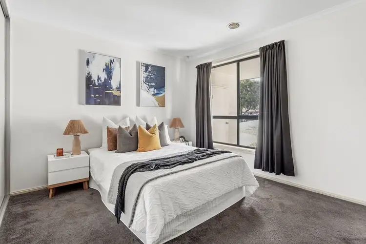 Fifth view of Homely house listing, 2 Cuzens Place, Ngunnawal ACT 2913