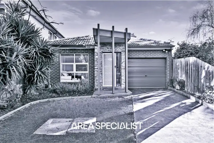 3/2 Greta Street, Oakleigh East VIC 3166