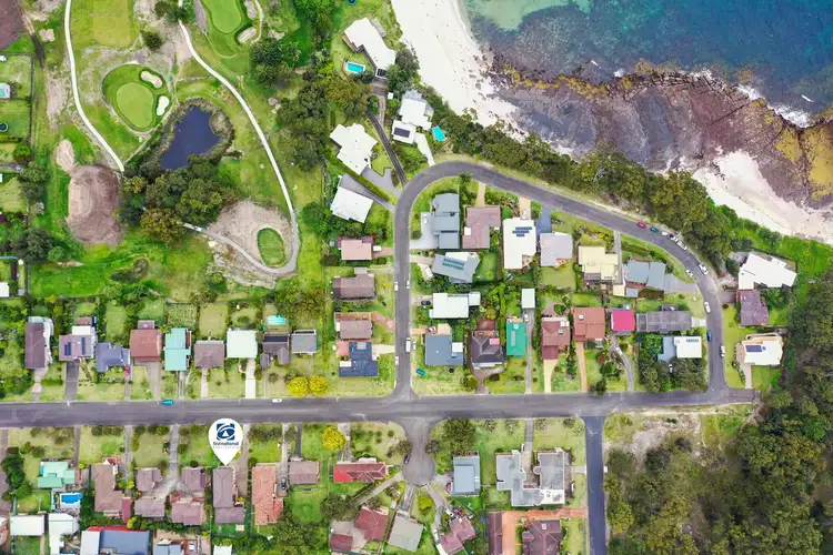 Main view of Homely unit listing, 2/18 Buchan Street, Mollymook NSW 2539