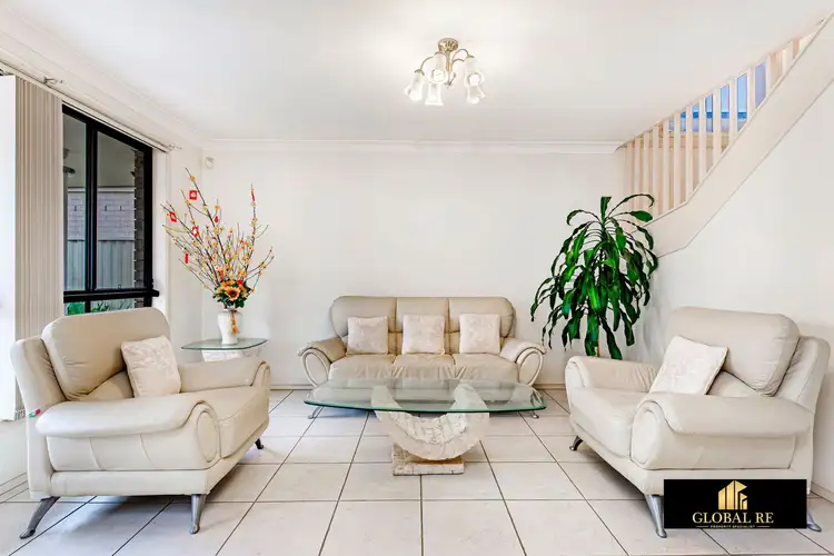 Second view of Homely house listing, 5 Bo Tree Pl, Prestons NSW 2170