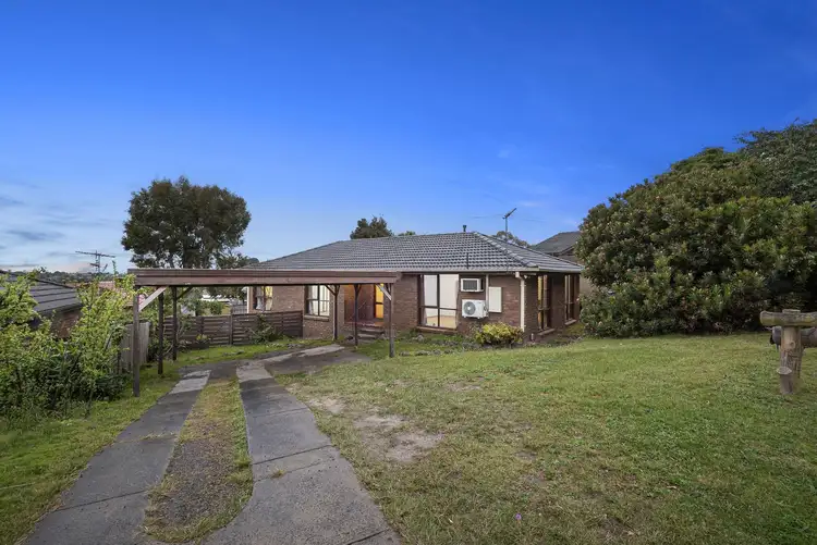 Main view of Homely house listing, 4 Hutchins Avenue, Endeavour Hills VIC 3802