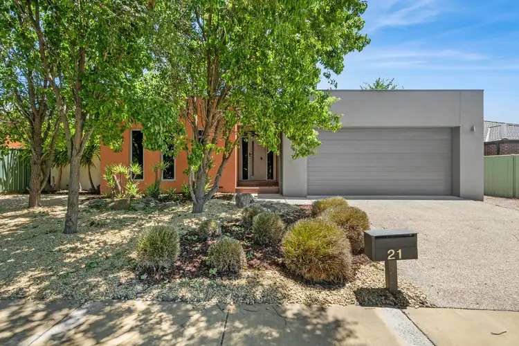 21 Brentwood Boulevard, Strathfieldsaye VIC 3551