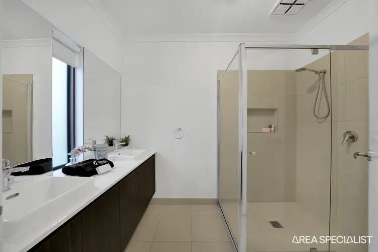 Sixth view of Homely house listing, 9 Lorikeet Circuit, Rockbank VIC 3335