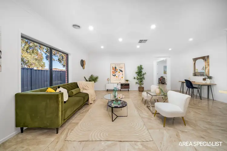 Seventh view of Homely house listing, 2 Quattro Avenue, Cranbourne East VIC 3977