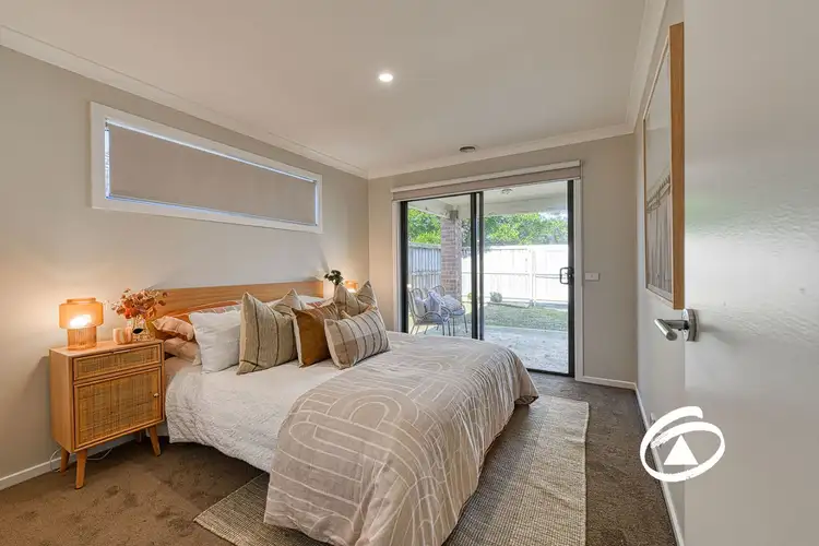 Sixth view of Homely house listing, 8 Cascade Way, Pakenham VIC 3810