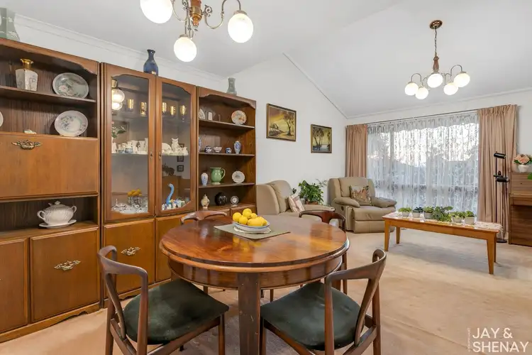 Fourth view of Homely house listing, 2 Rokewood Court, Endeavour Hills VIC 3802