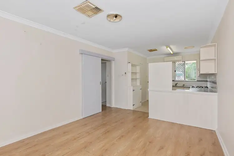 Fifth view of Homely unit listing, 8/2 Uldina Place, Pinjarra WA 6208