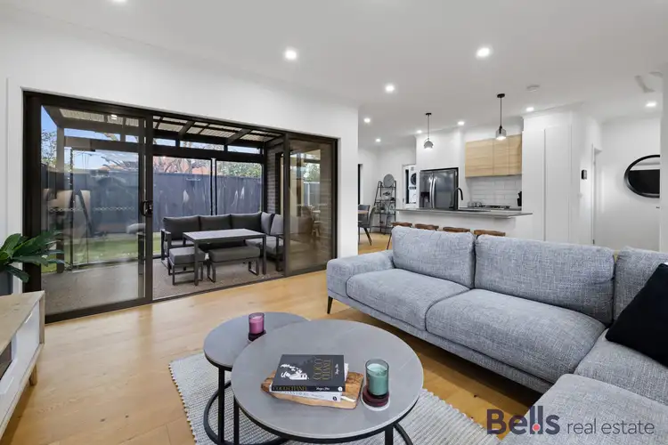 2/13 Joan Street, Sunshine West VIC 3020
