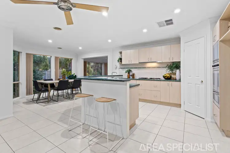 Fifth view of Homely house listing, 34 Sunny Vale Drive, Langwarrin VIC 3910