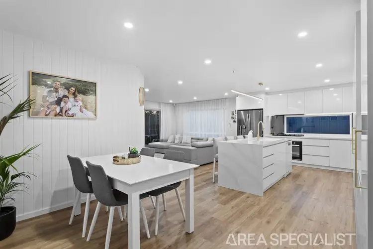 Sixth view of Homely house listing, 32 Sunny Vale Drive, Langwarrin VIC 3910