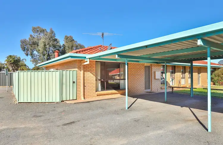Main view of Homely unit listing, 4/6-10 Hendy Road, Buronga NSW 2739