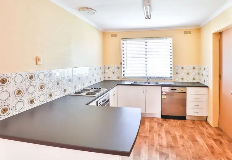 Sixth view of Homely unit listing, 4/6-10 Hendy Road, Buronga NSW 2739