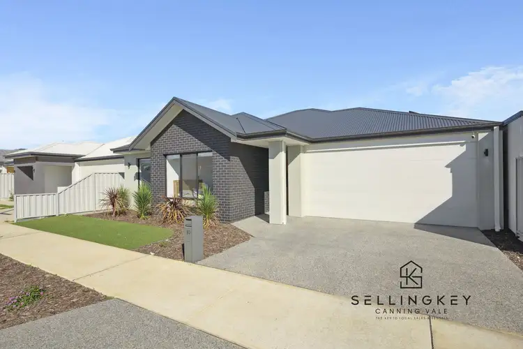 Second view of Homely house listing, 19 Messina Way, Piara Waters WA 6112