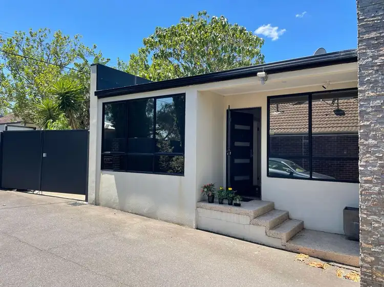 1/5 James Street, Heidelberg Heights VIC 3081