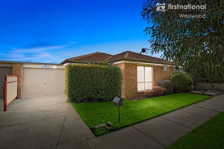 2/2 Black Forest Road, Werribee VIC 3030