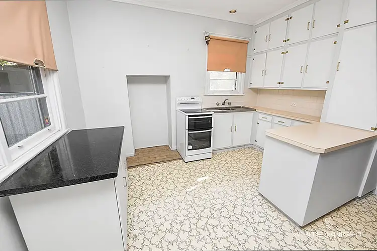 Fourth view of Homely house listing, 1 Mundle Avenue, Swan Hill VIC 3585