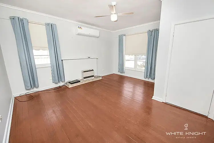 Fifth view of Homely house listing, 1 Mundle Avenue, Swan Hill VIC 3585