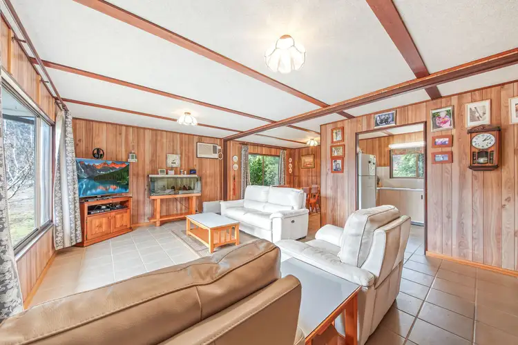 Fifth view of Homely house listing, 9 Acacia Court, Freeburgh VIC 3741