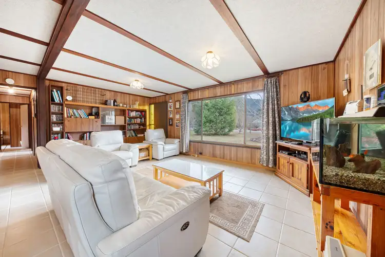 Sixth view of Homely house listing, 9 Acacia Court, Freeburgh VIC 3741