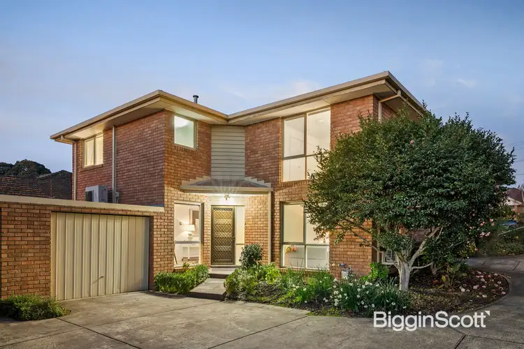 2/13 Dehnert Street, Doncaster East VIC 3109