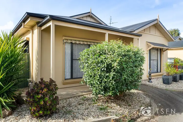 2/451 Napier Street, White Hills VIC 3550