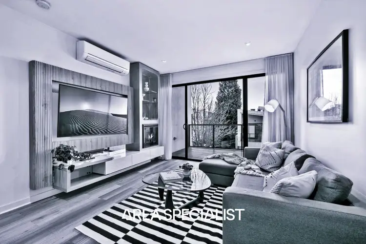 Main view of Homely townhouse listing, 10 Oak Terrace, Wheelers Hill VIC 3150