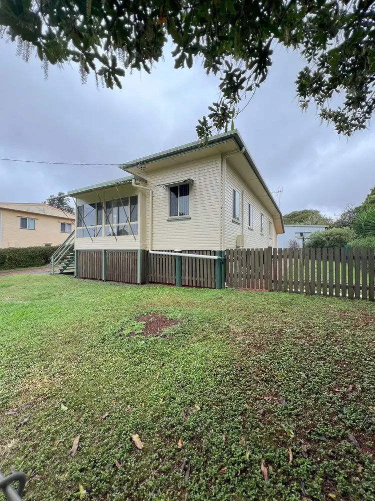 12 McIlwraith Street, Childers QLD 4660