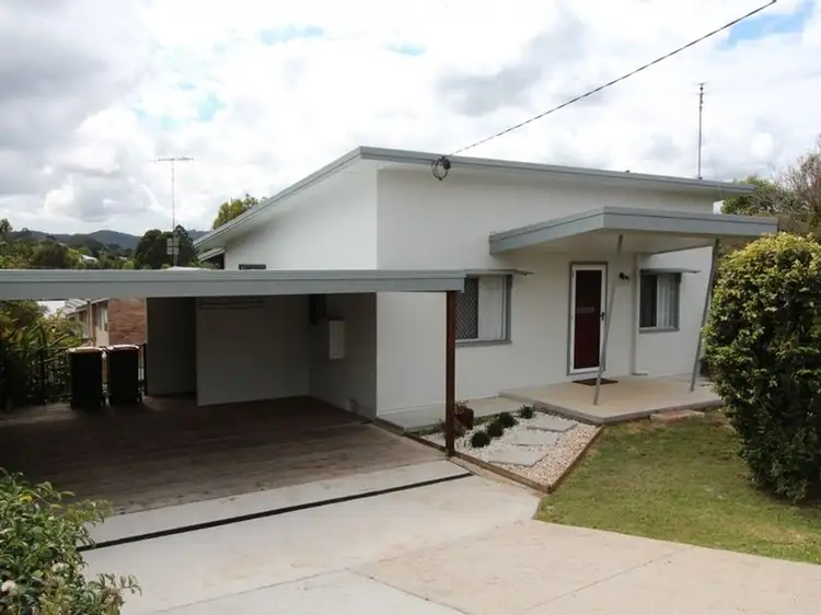 A & B/40 Carter Road, Nambour QLD 4560