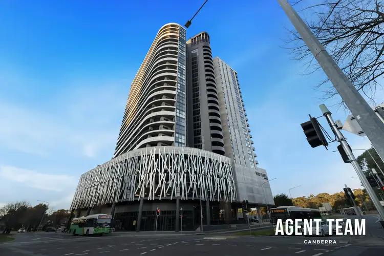 2006/120 Eastern Valley Way, Belconnen ACT 2617
