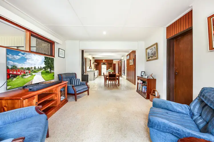 Fifth view of Homely house listing, 3 Ashwood Avenue, Bright VIC 3741