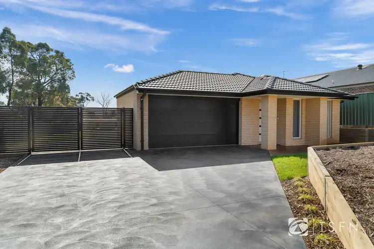 82 Queen Street, Kangaroo Flat VIC 3555