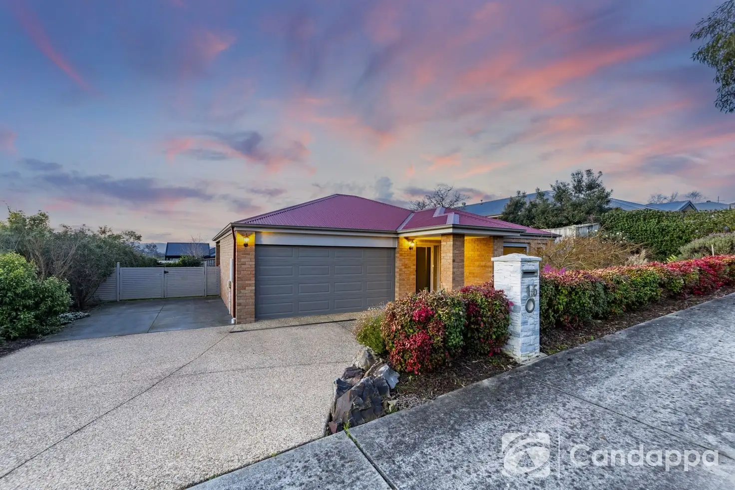 Main view of Homely house listing, 15 Bunyip Drive, Drouin VIC 3818