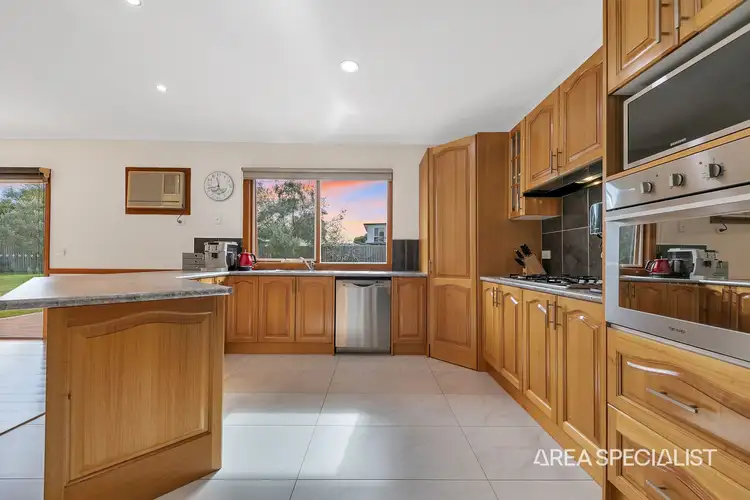 Sixth view of Homely house listing, 7 Pratt Court, Bell Post Hill VIC 3215