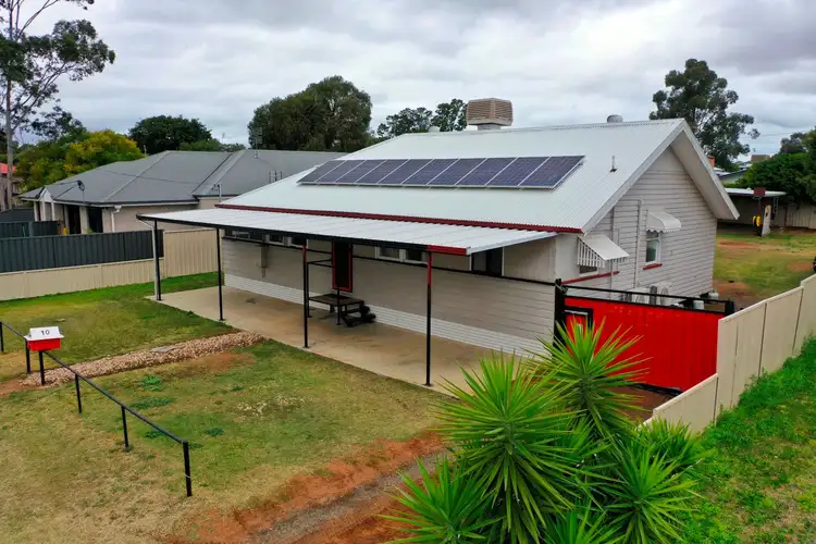 10 Birkett Street, Chinchilla QLD 4413