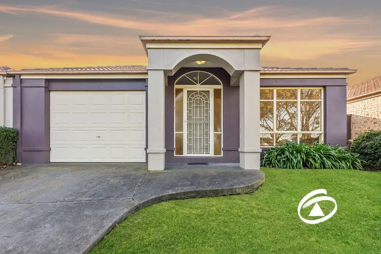 9 Wallingford Place, Narre Warren South VIC 3805