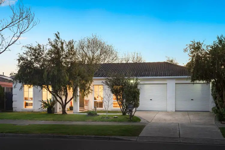 41 Kershaw Drive, Narre Warren South VIC 3805