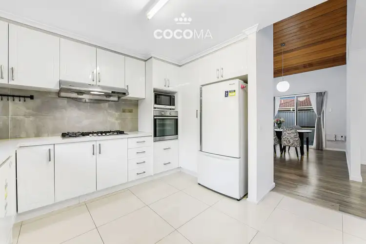 Sixth view of Homely house listing, 28 Rivergum Place, Keysborough VIC 3173