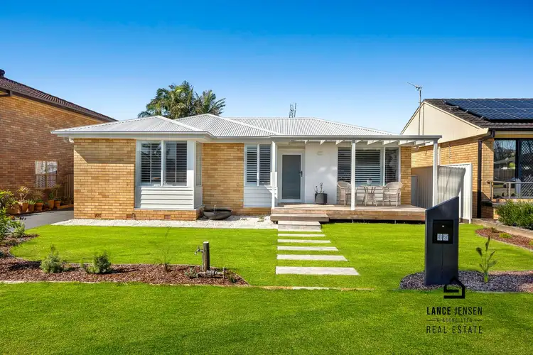 37 Caves Beach Road