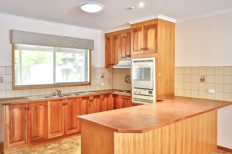 Second view of Homely house listing, 12 Murray Court, Wentworth NSW 2648