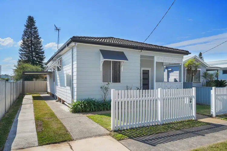 126 Victoria Street, Adamstown NSW 2289