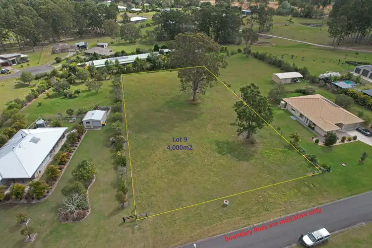 Silky Oak Close
