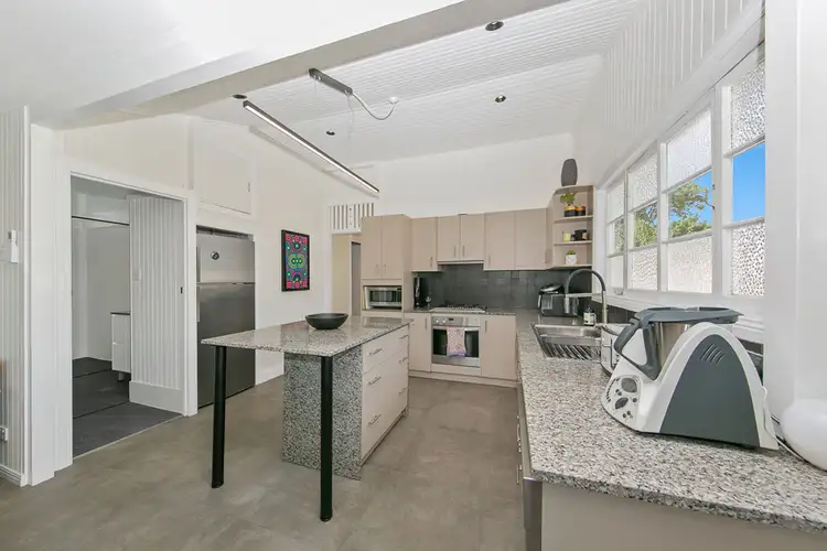 Fifth view of Homely house listing, 4 ALDRIDGE STREET, Auchenflower QLD 4066