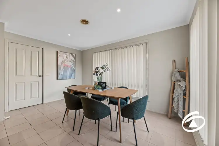 Sixth view of Homely house listing, 7 Howe Way, Cranbourne East VIC 3977